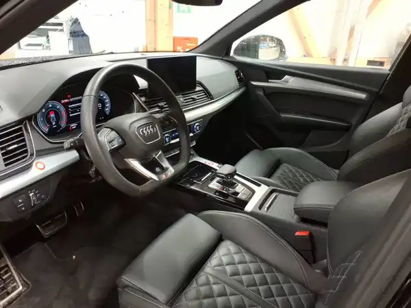 AUDI Q5 (4/4)