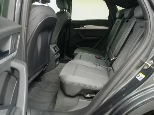 AUDI Q5 (12/20)
