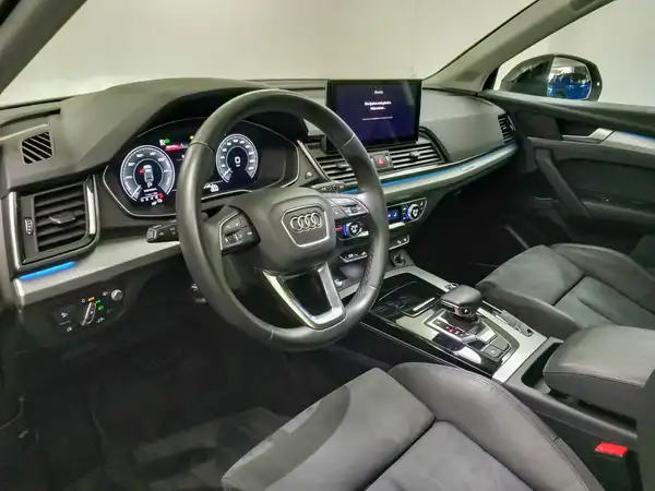 AUDI Q5 (9/21)