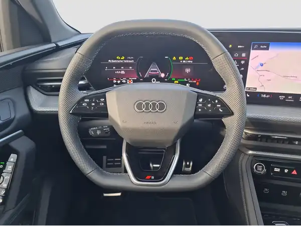 AUDI Q5 (11/17)