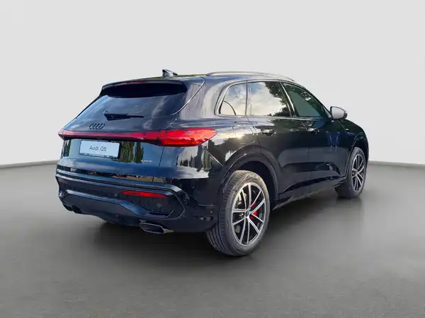 AUDI Q5 (5/17)