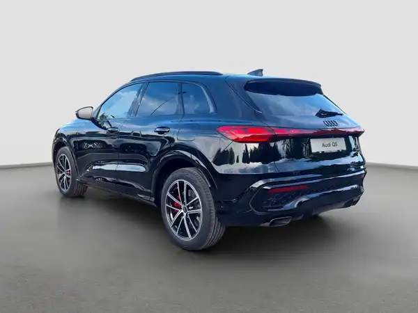 AUDI Q5 (7/17)