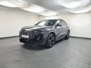 AUDI Q6 E-TRON (1/19)