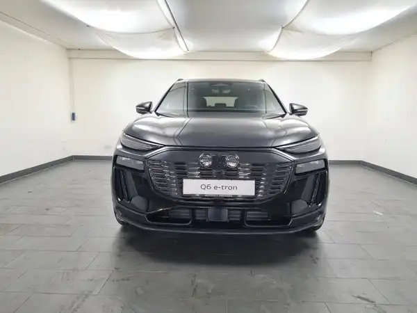 AUDI Q6 E-TRON (3/19)