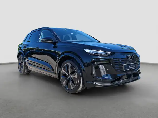 AUDI Q6 E-TRON (4/17)