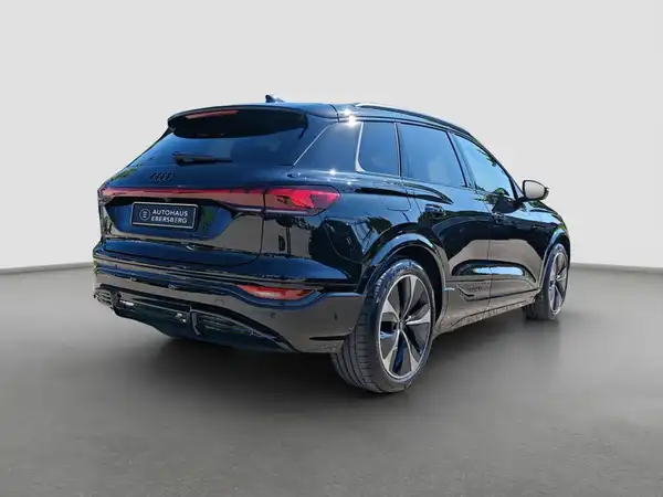 AUDI Q6 E-TRON (5/17)