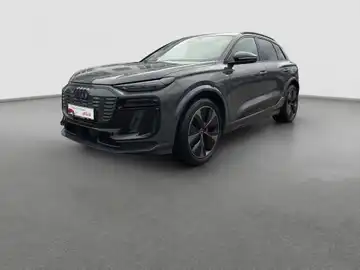 AUDI Q6 E-TRON (1/17)