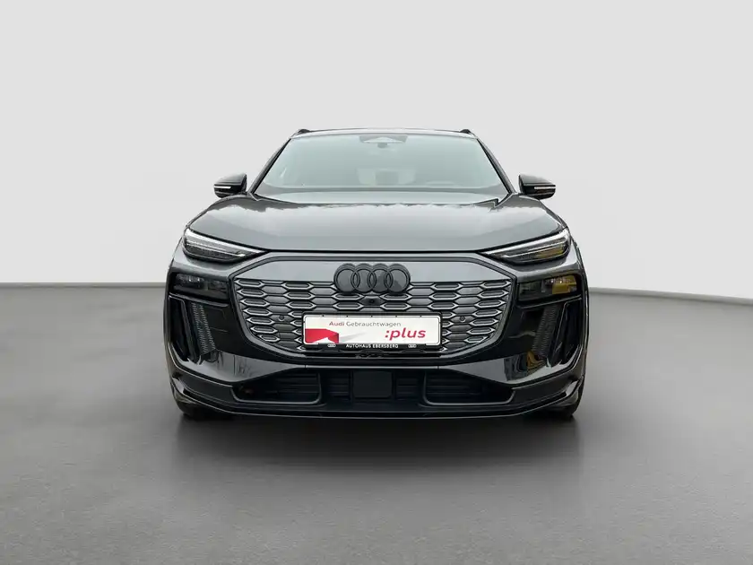 AUDI Q6 E-TRON (1/16)
