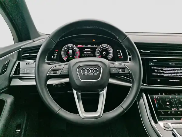 AUDI Q7 (11/17)