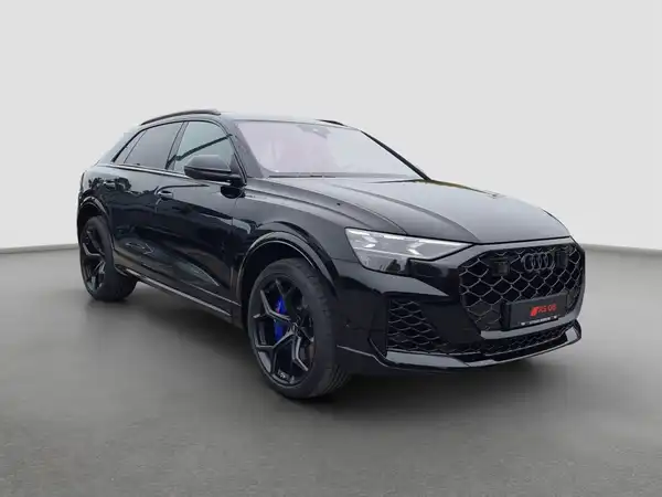 AUDI RS Q8 (4/17)