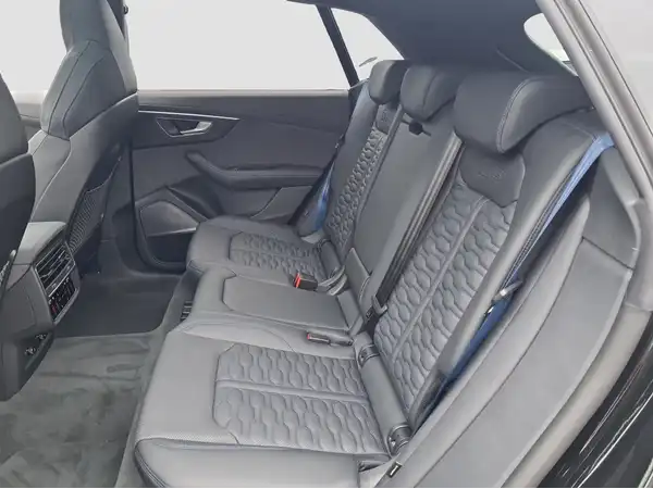 AUDI RS Q8 (9/17)