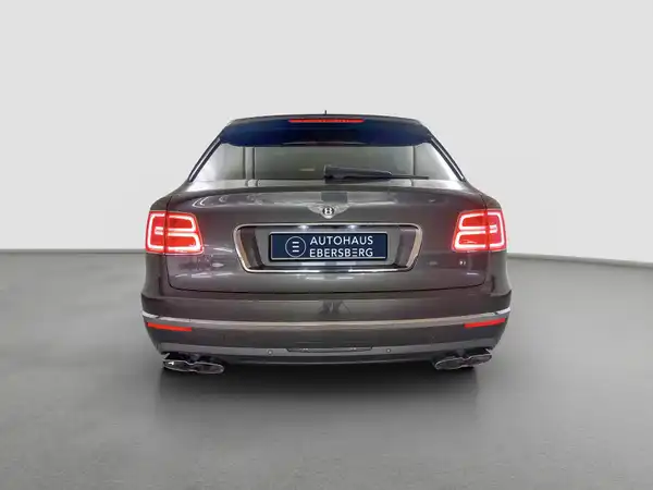 BENTLEY BENTAYGA (6/13)