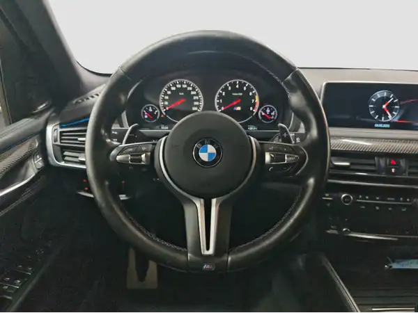 BMW X5 (11/16)