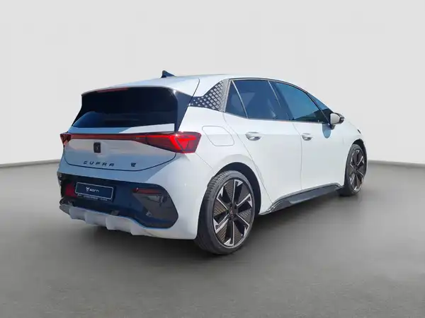 CUPRA BORN (5/17)
