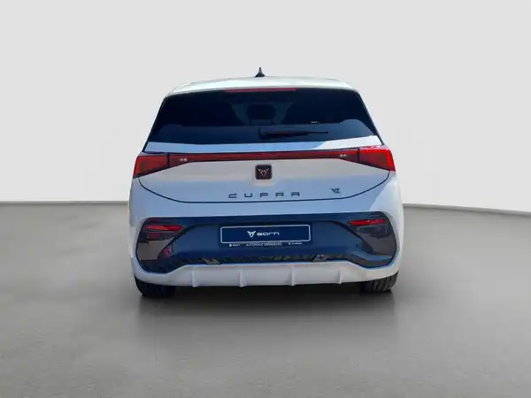 CUPRA BORN (6/17)