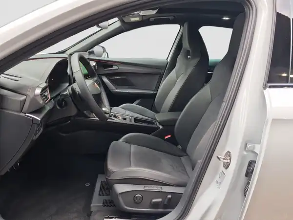 CUPRA FORMENTOR (8/17)