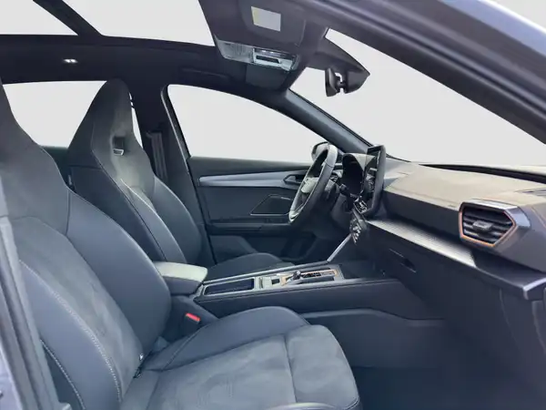 CUPRA FORMENTOR (15/17)