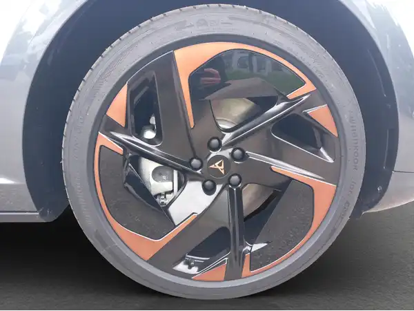 CUPRA TAVASCAN (16/16)