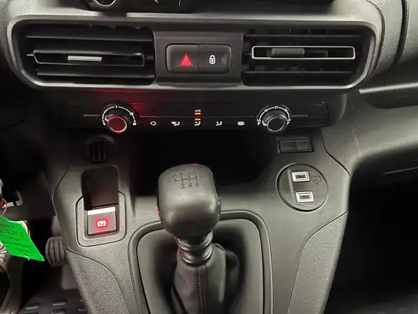 FIAT DOBLO (14/24)