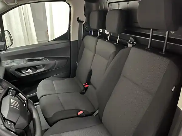 FIAT DOBLO (8/24)