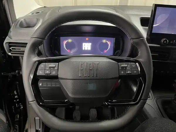 FIAT DOBLO (9/24)