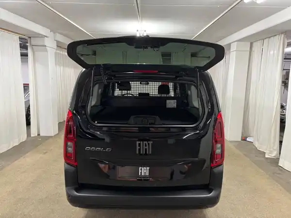 FIAT DOBLO (19/22)