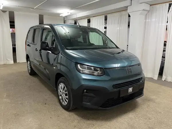 FIAT DOBLO (4/18)