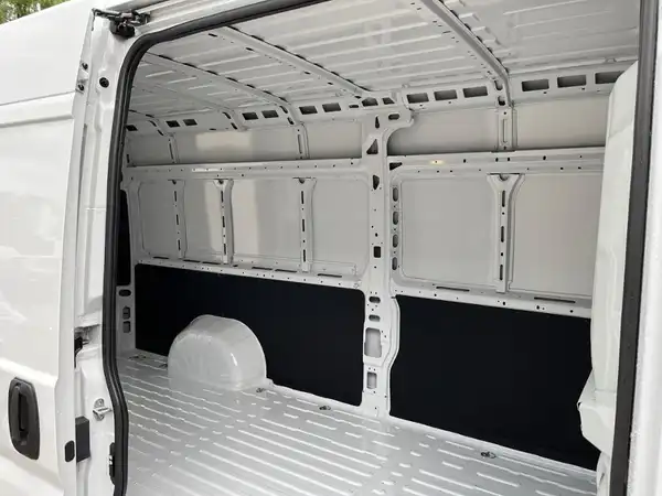 FIAT DUCATO (14/16)