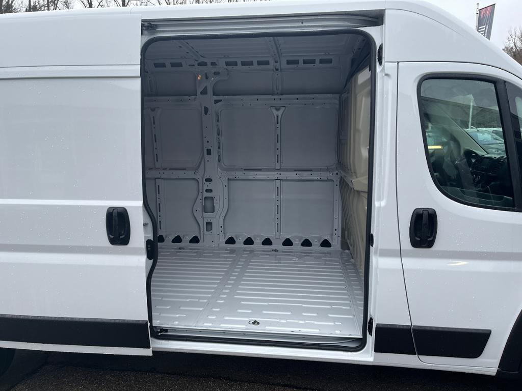 FIAT DUCATO (15/18)