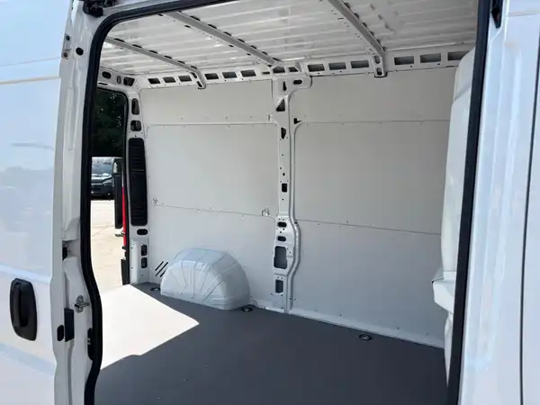 FIAT DUCATO (15/19)
