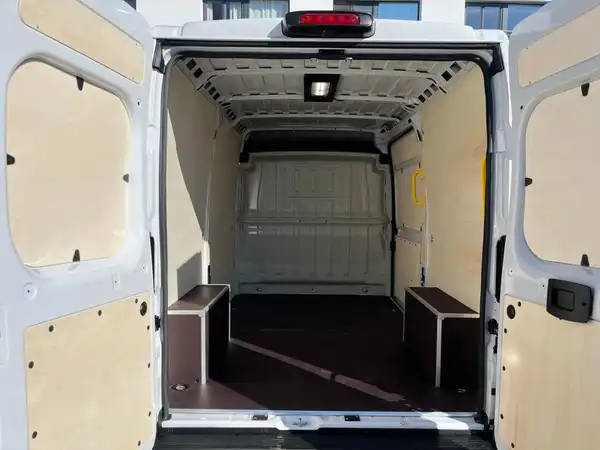 FIAT DUCATO (18/21)