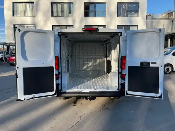 FIAT DUCATO (13/19)