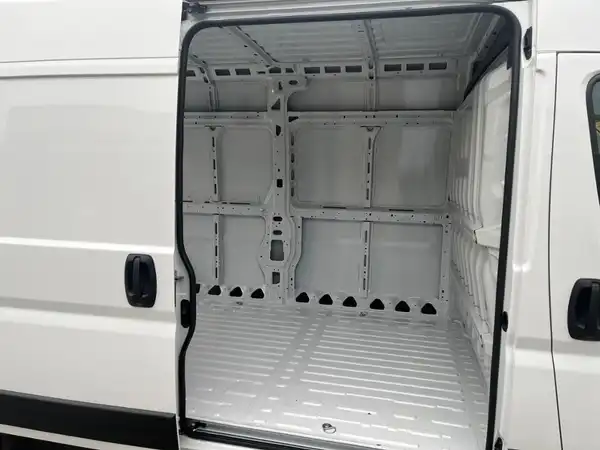 FIAT DUCATO (16/20)