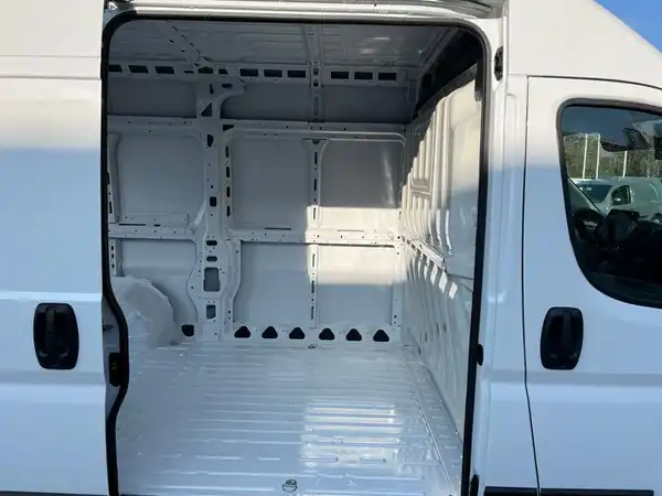 FIAT DUCATO (15/19)