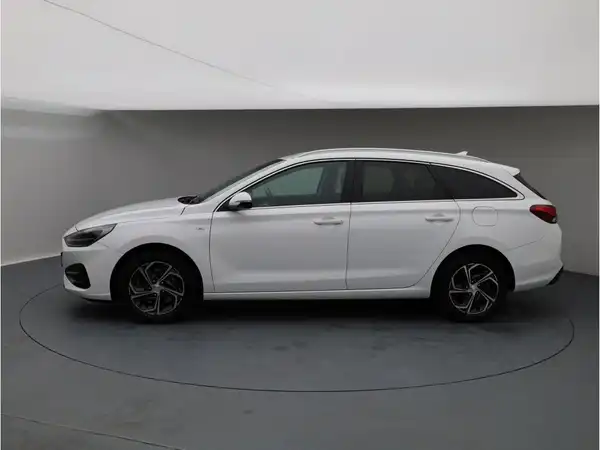 HYUNDAI I30 (3/21)