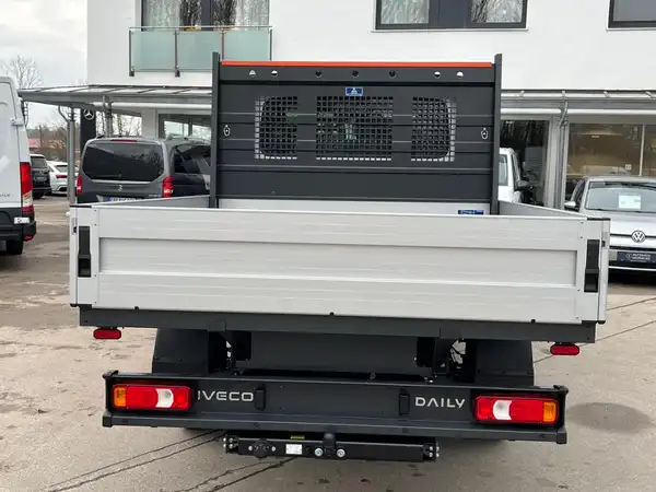 IVECO DAILY (6/24)