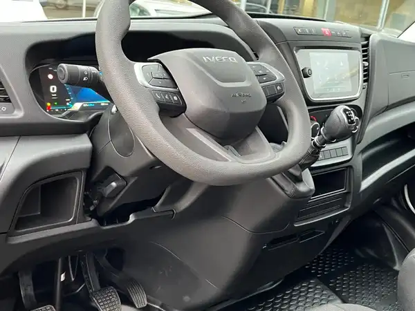 IVECO DAILY (9/24)