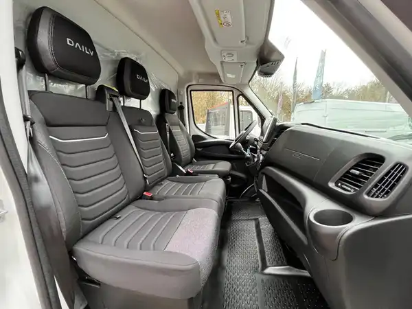 IVECO DAILY (21/26)