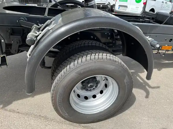 IVECO DAILY (21/24)