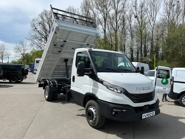 IVECO DAILY (6/24)