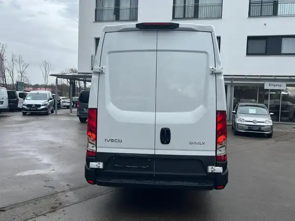 IVECO DAILY (6/21)
