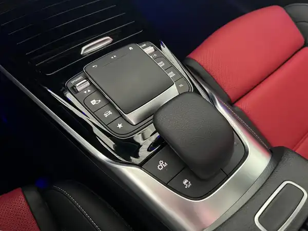 MERCEDES-BENZ A-KLASSE (21/30)
