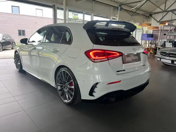 MERCEDES-BENZ A-KLASSE (7/30)