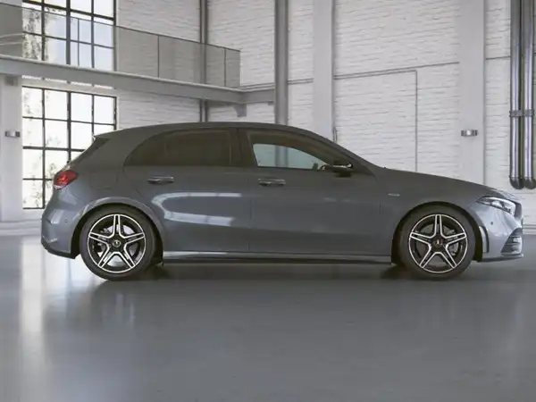 MERCEDES-BENZ A 250 e (4/12)