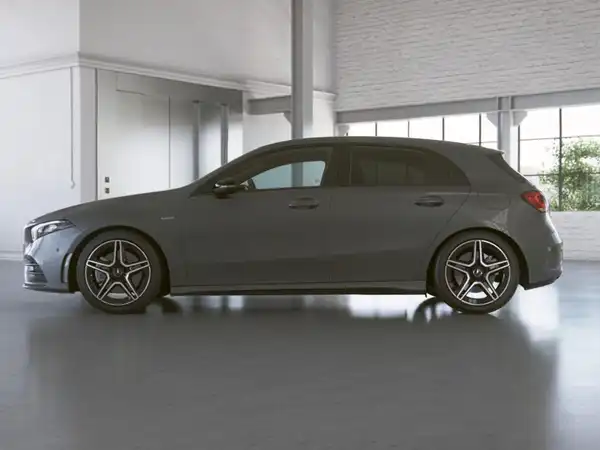 MERCEDES-BENZ A 250 e (7/12)