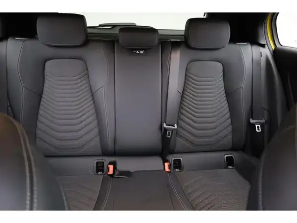 MERCEDES-BENZ A 180 (19/22)