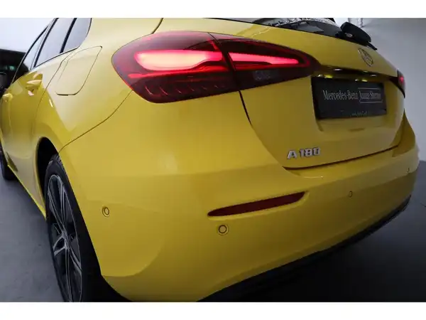 MERCEDES-BENZ A 180 (22/22)