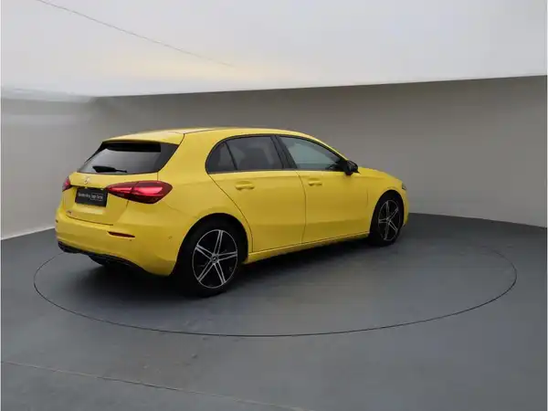 MERCEDES-BENZ A 180 (6/22)