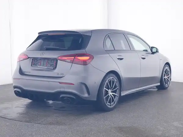 MERCEDES-BENZ A-KLASSE (3/10)