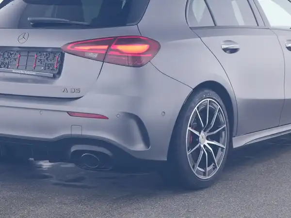 MERCEDES-BENZ A-KLASSE (5/10)